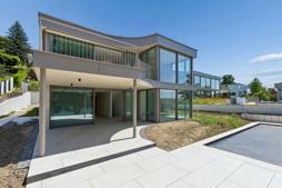exklusive-neubauvilla-mit-pool-und-seeblick-7ce4aadb-cd0b-4bf6-9281-e57bc4ec4198