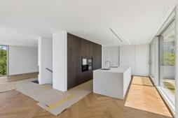 exklusive-neubauvilla-mit-pool-und-seeblick-cebec282-a547-403b-a622-70ea27faa1d2