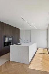 exklusive-neubauvilla-mit-pool-und-seeblick-f658ffb1-0f44-4362-8491-3dd38ec212cf