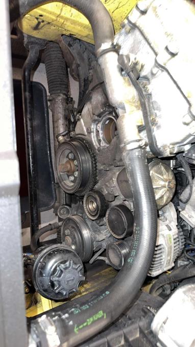 BMW E36 Motor 318IS E36 318IS